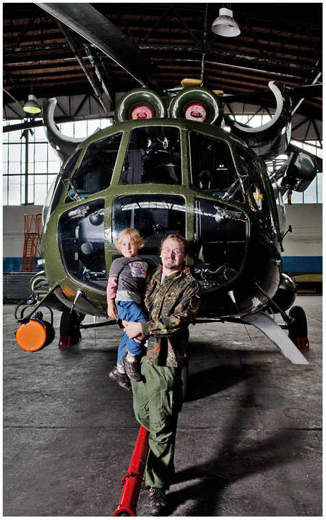 Wojtek, Tata, Mi-8 - fotografia okolicznościowa, śluby